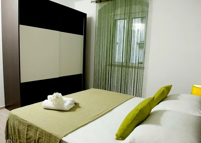 U Srcu Grada - Ilicev Prolaz *